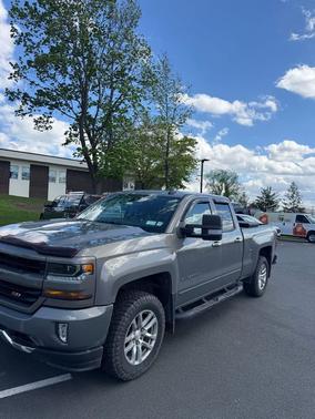 Pepperdust Metallic 2017 Chevrolet Silverado 1500 2LT