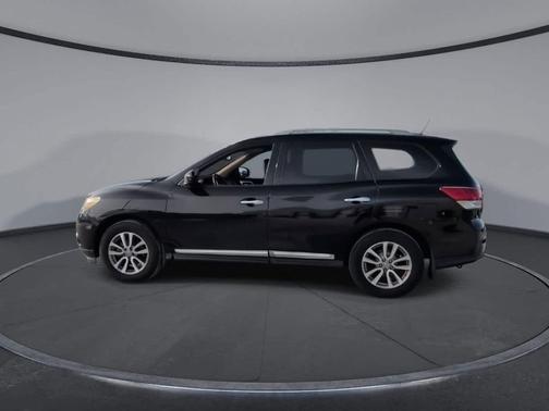 2016 Nissan Pathfinder SL