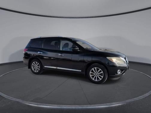 2016 Nissan Pathfinder SL