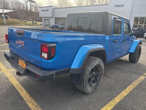 Hydro Blue Pearlcoat 2021 Jeep Gladiator Sport S