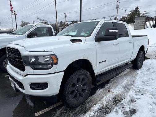 2023 RAM 2500 Big Horn Crew Cab 4x4 6'4' Box