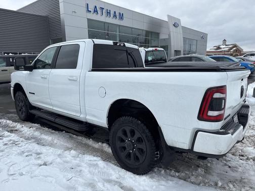 2023 RAM 2500 Big Horn Crew Cab 4x4 6'4' Box