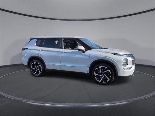 2023 Mitsubishi Outlander SE 2.5 2WD