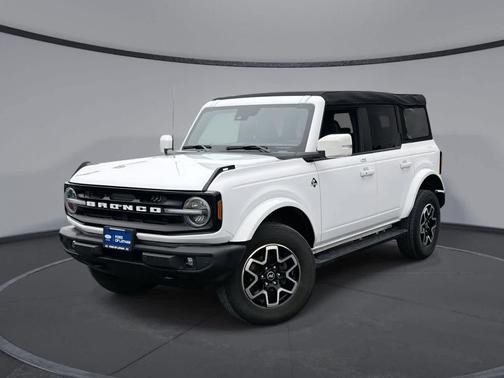 2023 Ford Bronco Outer Banks