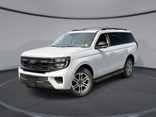 Space Silver Metallic 2026 Ford Expedition Active