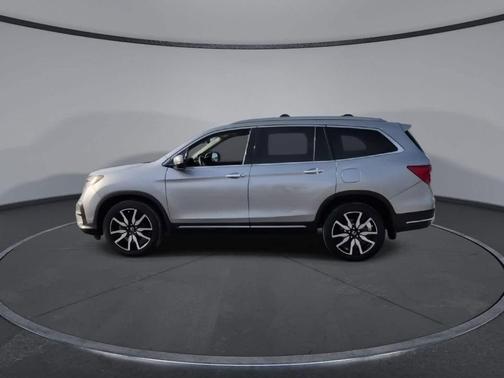 2020 Honda Pilot Touring 8-Passenger