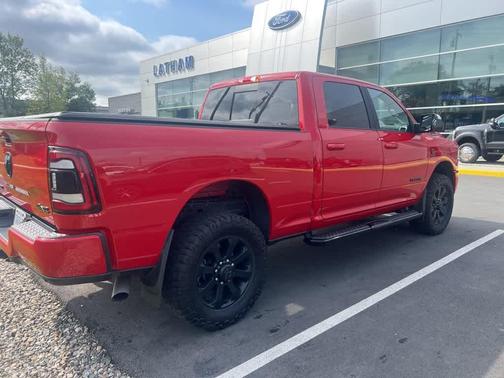 2022 RAM 2500 Big Horn Crew Cab 4x4 6'4' Box