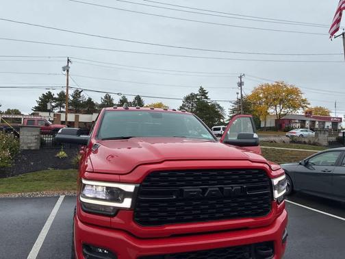 2022 RAM 2500 Big Horn Crew Cab 4x4 6'4' Box