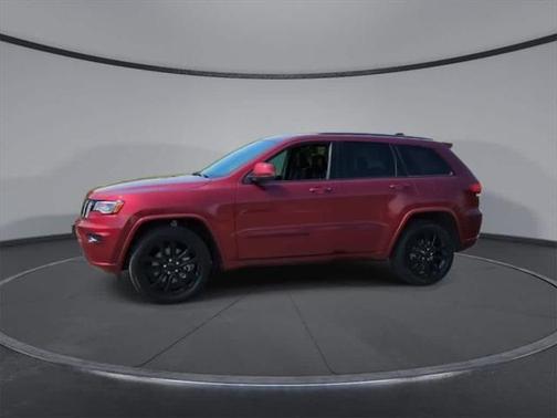 2022 Jeep Grand Cherokee Laredo