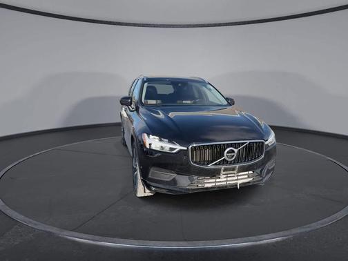 2019 Volvo XC60 T5 Momentum