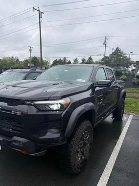 Black 2025 Chevrolet Colorado ZR2