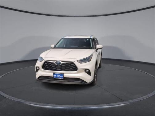 2021 Toyota Highlander Hybrid XLE