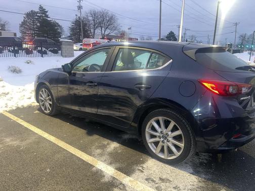 2017 Mazda Mazda3 Touring 2.5