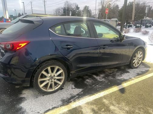 2017 Mazda Mazda3 Touring 2.5