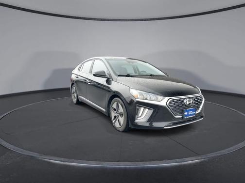 2022 Hyundai IONIQ Hybrid Limited