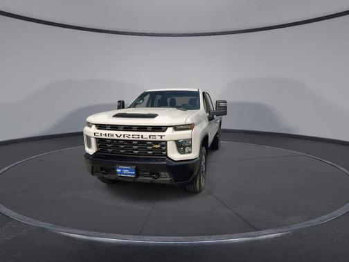 Summit White 2022 Chevrolet Silverado 2500 Custom