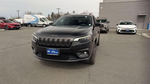 Diamond Black Crystal Pearlcoat 2019 Jeep Cherokee High Altitude