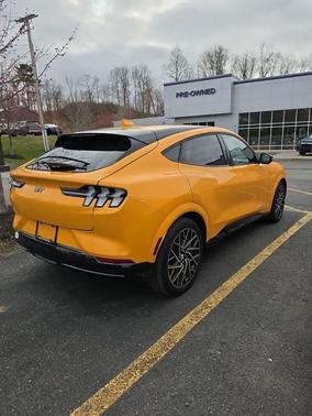 Cyber Orange Metallic Tricoat 2021 Ford Mustang Mach-E GT