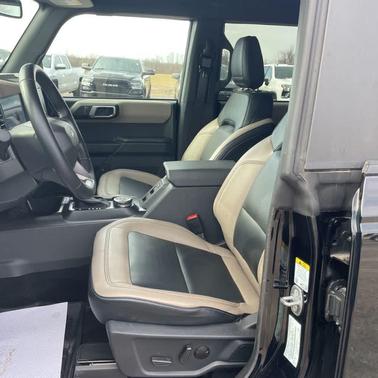 Shadow Black 2024 Ford Bronco Wildtrak