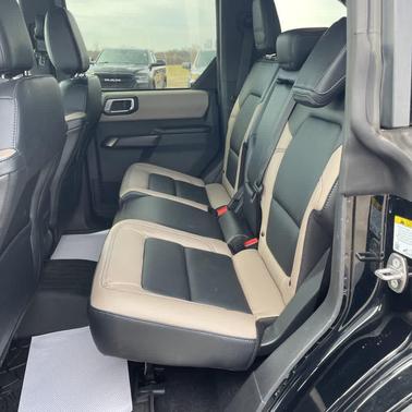 Shadow Black 2024 Ford Bronco Wildtrak