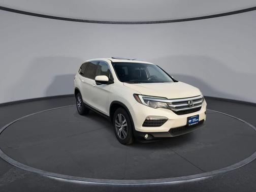 White Diamond Pearl 2018 Honda Pilot EX-L