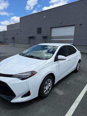 Super White 2017 Toyota Corolla L
