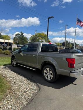 Silver Spruce Metallic 2019 Ford F-150 Lariat