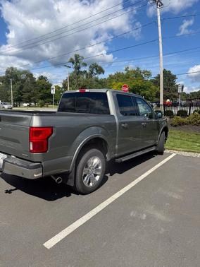Silver Spruce Metallic 2019 Ford F-150 Lariat