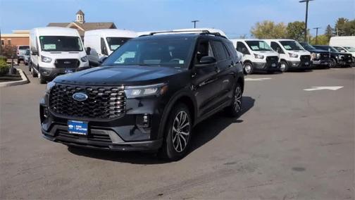 2025 Ford Explorer ST-Line