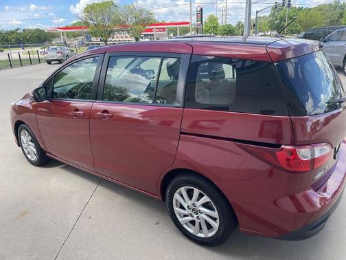 2013 Mazda Mazda5 Sport