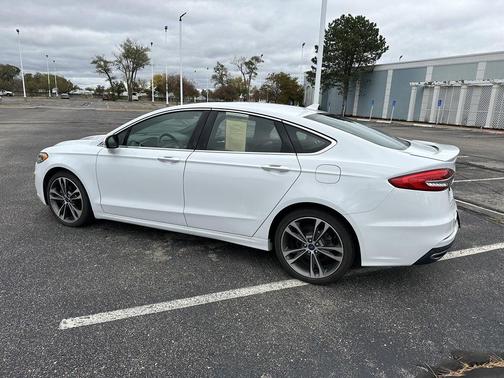 2019 Ford Fusion Titanium