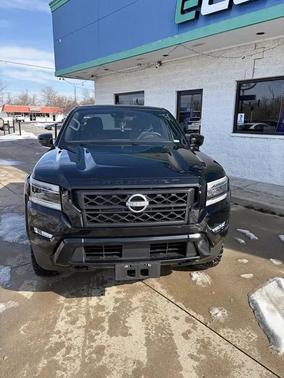 2023 Nissan Frontier SV
