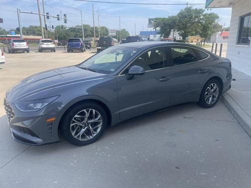 2021 Hyundai SONATA SEL
