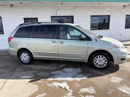 2007 Toyota Sienna CE