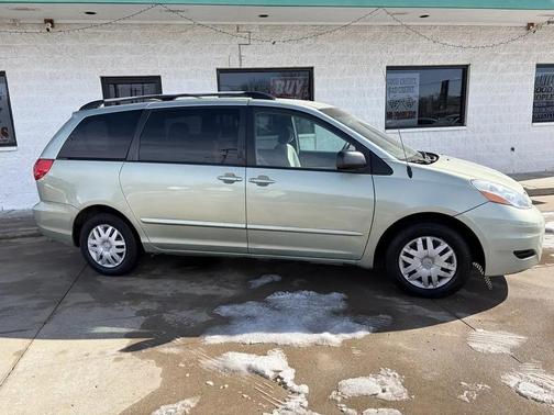 2007 Toyota Sienna CE