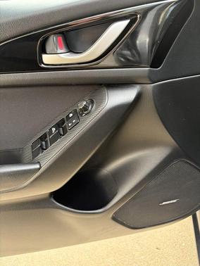 2016 Mazda Mazda3 i Touring