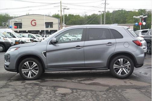 2020 Mitsubishi Outlander Sport SE
