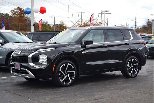 2023 Mitsubishi Outlander PHEV SEL
