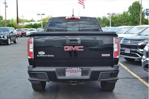2017 GMC Canyon SLE