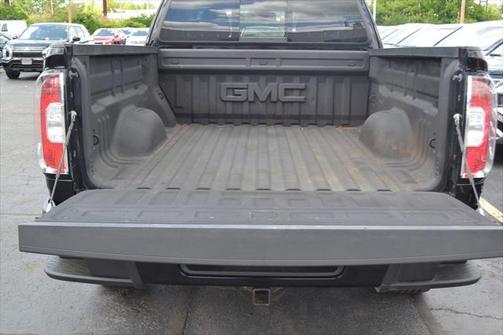 2017 GMC Canyon SLE