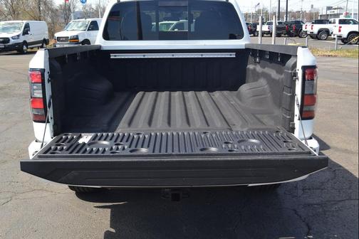 Glacier White 2023 Nissan Frontier SV