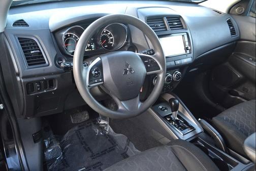 2023 Mitsubishi Outlander Sport 2.0 ES