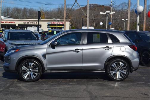2022 Mitsubishi Outlander Sport SE