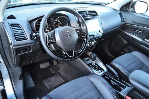 2022 Mitsubishi Outlander Sport SE