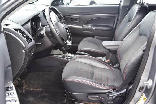 2022 Mitsubishi Outlander Sport SE