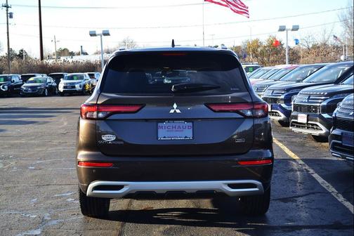 2022 Mitsubishi Outlander SEL