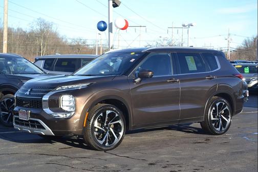 2022 Mitsubishi Outlander SEL