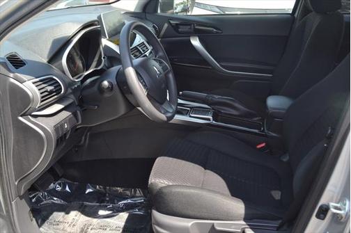 2020 Mitsubishi Eclipse Cross LE