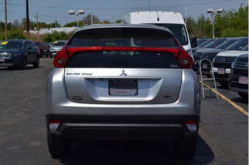 2020 Mitsubishi Eclipse Cross LE
