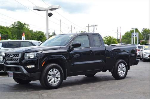 2022 Nissan Frontier SV